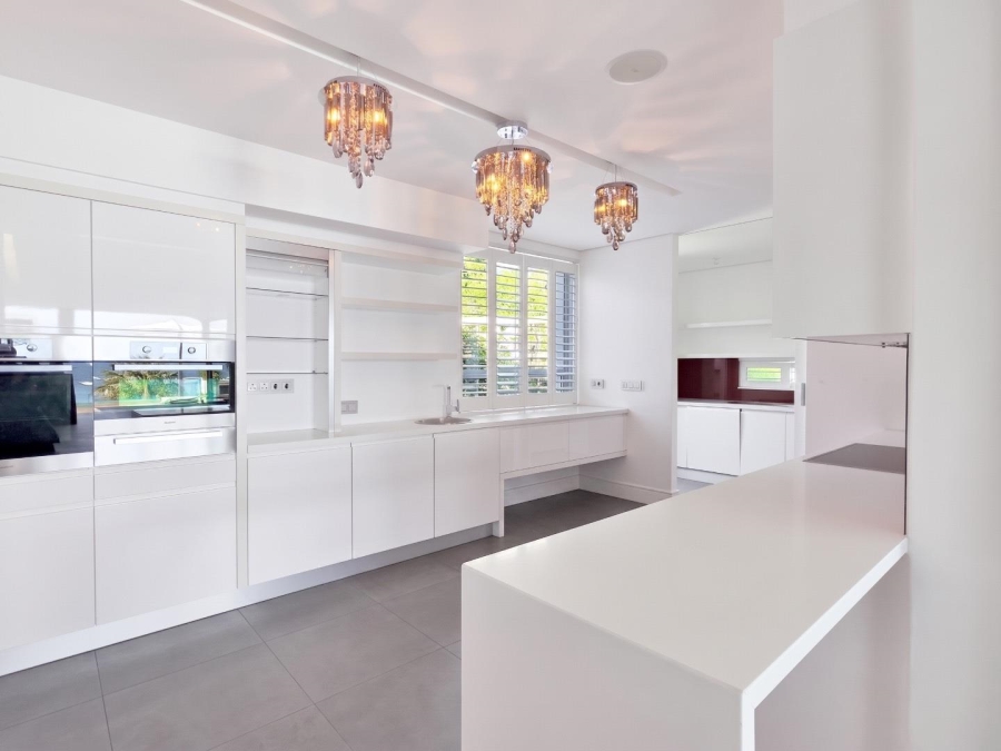 To Let 3 Bedroom Property for Rent in Camps Bay Western Cape